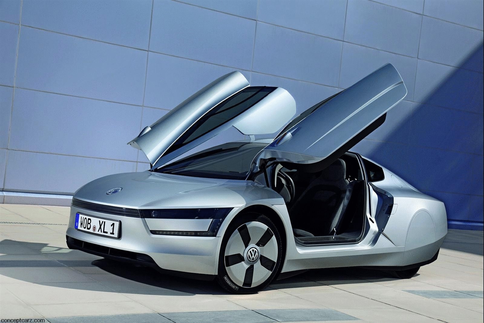 Volkswagen XL1 выигрывает конкурс Дизайн года