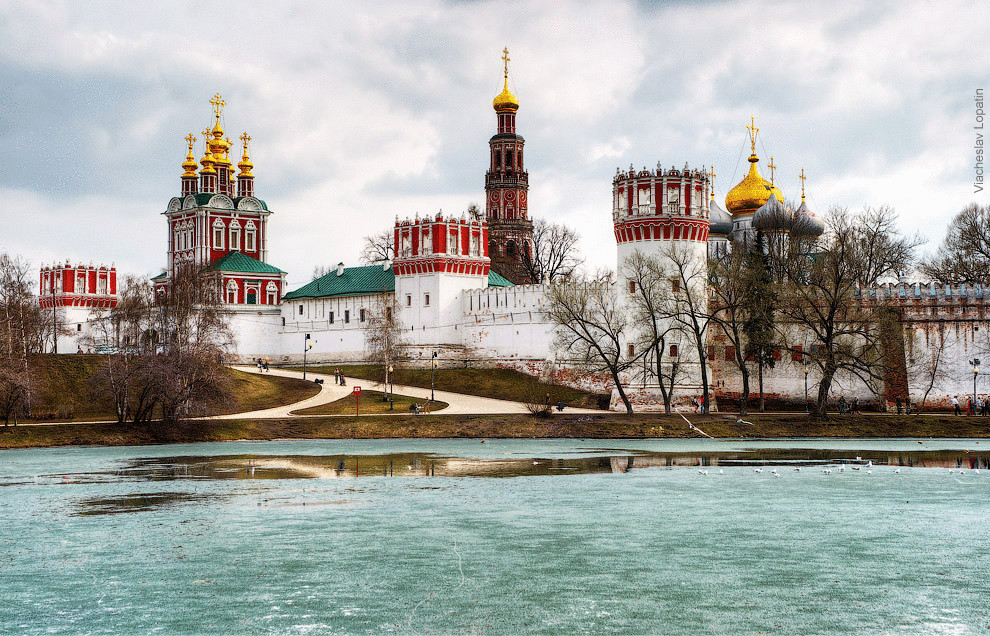Какие достопримечательности Москвы стоит посетить в первую очередь?
