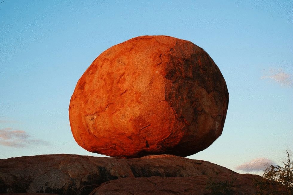 Karlu Karlu - загадочные камни Австралии