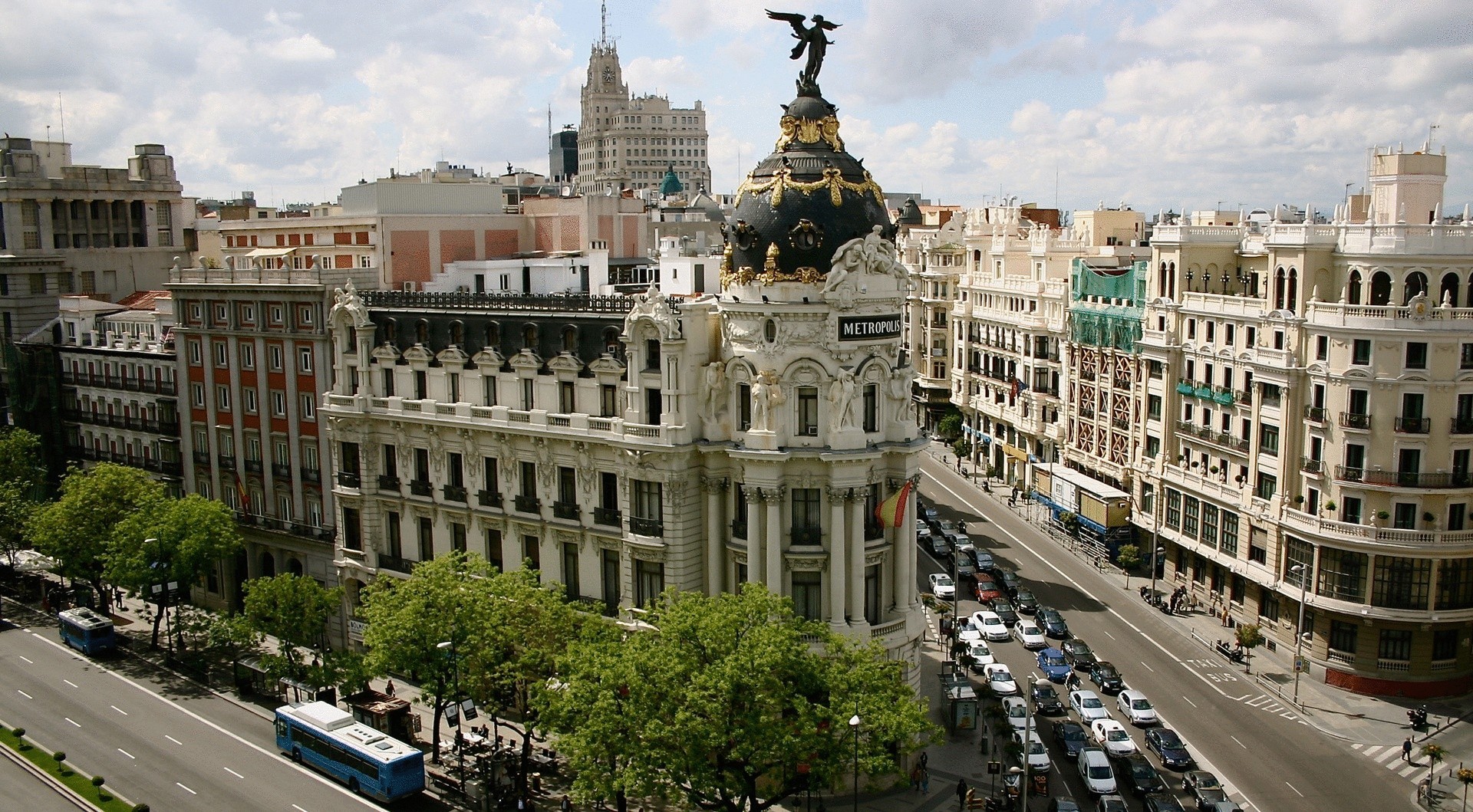 Мадрид готовится запустить свою первую программу распределения электробайков