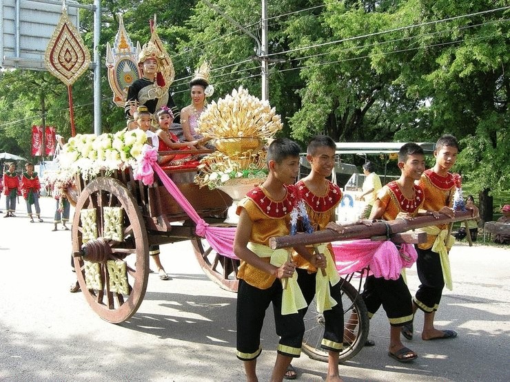 Фестиваль Лои Кратонг а Таиланде