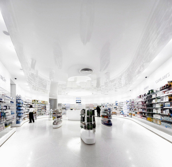 Farmacia Lordelo –  аптека от португальских архитекторов
