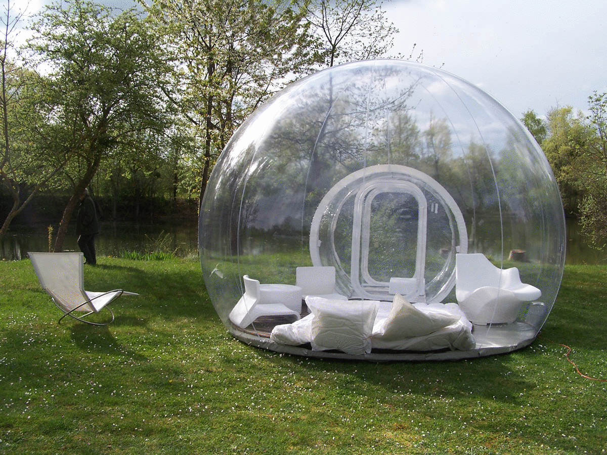Дизайнер создал дом-пузырь