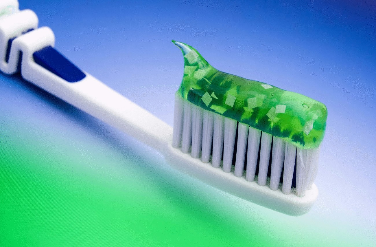 Как правильно выбрать зубную щетку?