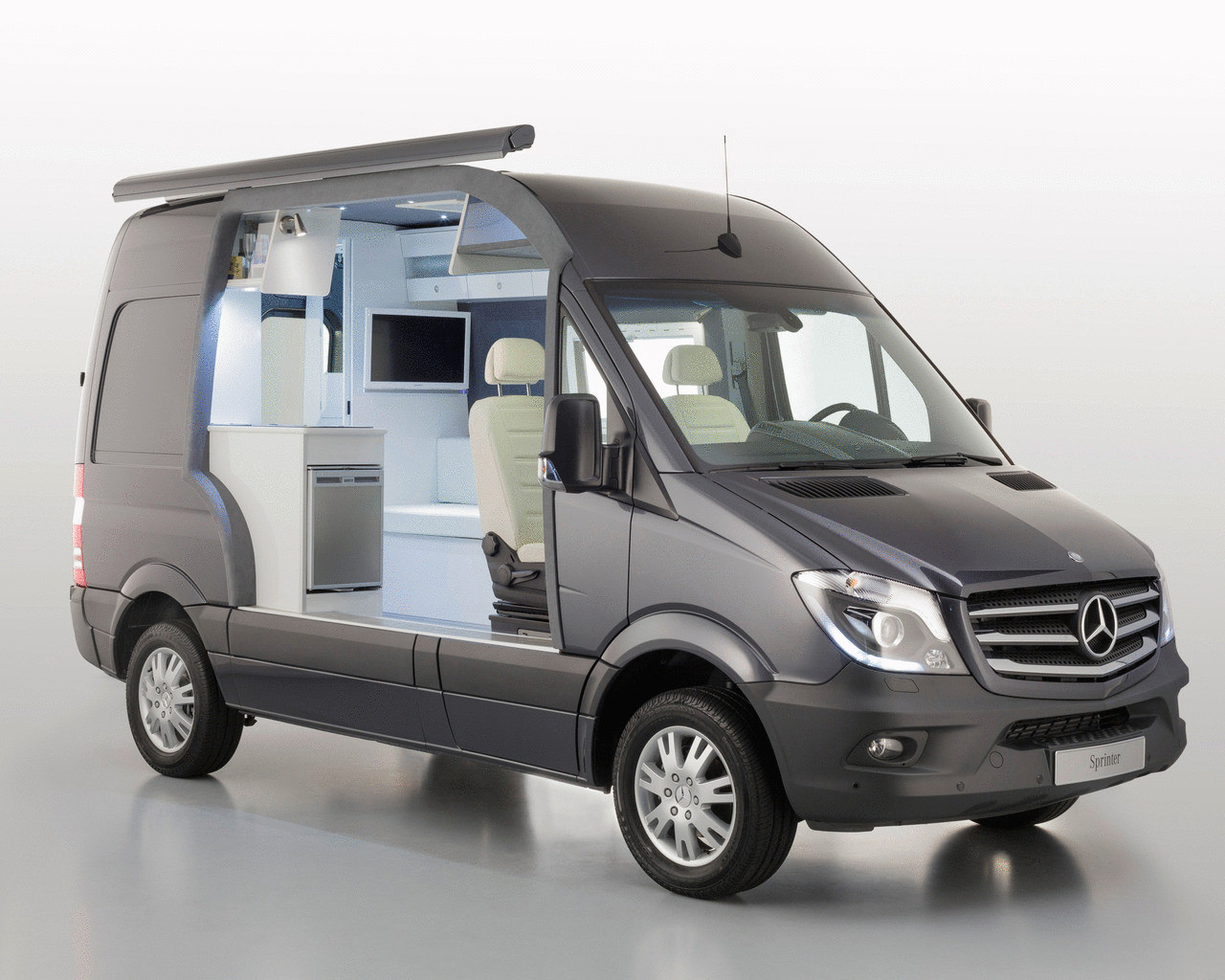 Mercedes-Benz Sprinter можно превратить в мини-квартиру