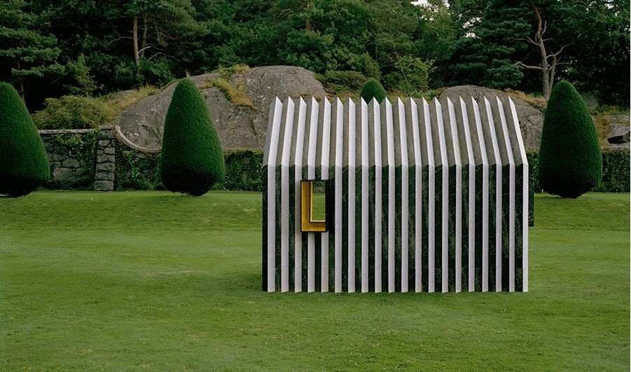 Шведские архитекторы создали дом-хамелион