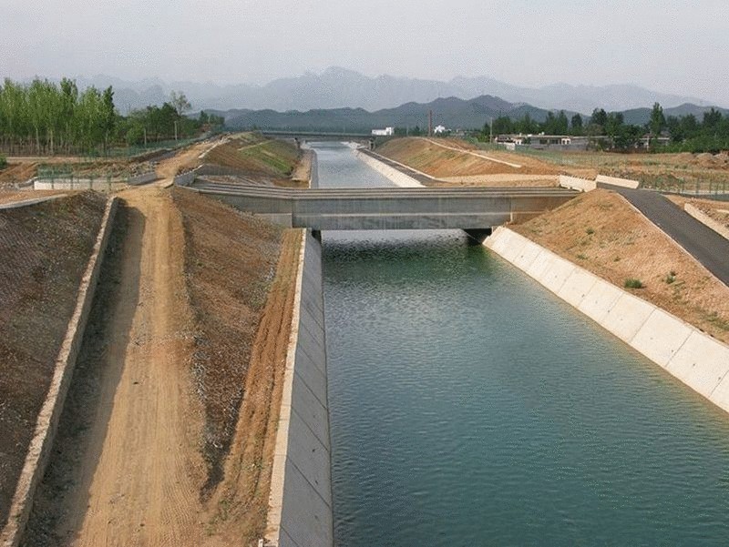 Китайский инженер придумал как доставлять воду в северо-восточные части страны