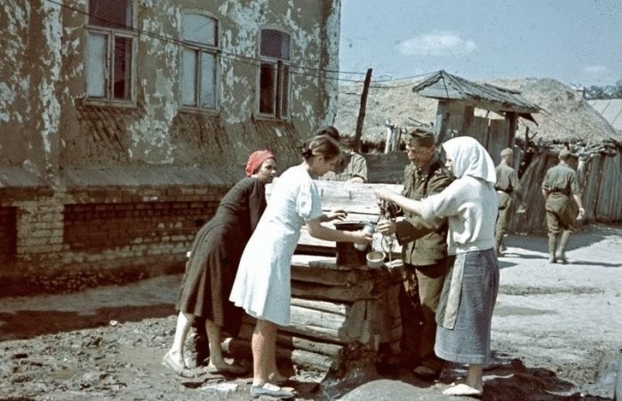 Какой была Украина в 1942-43-х годах в цветных фотографиях
