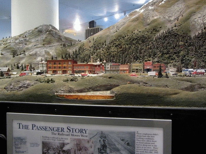 Железнодорожный мир: крупнейший макет железной дороги в чикагском музее 