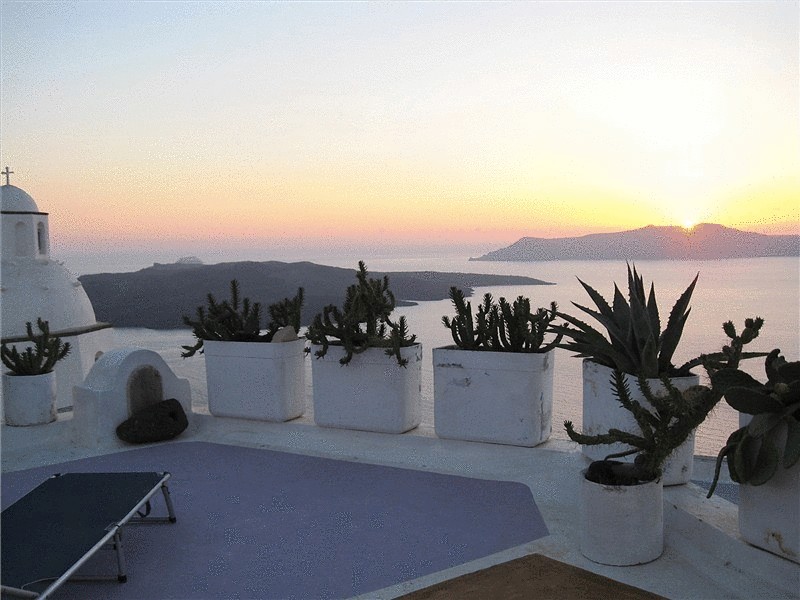 Санторини: дом с видом на самые красивые закаты