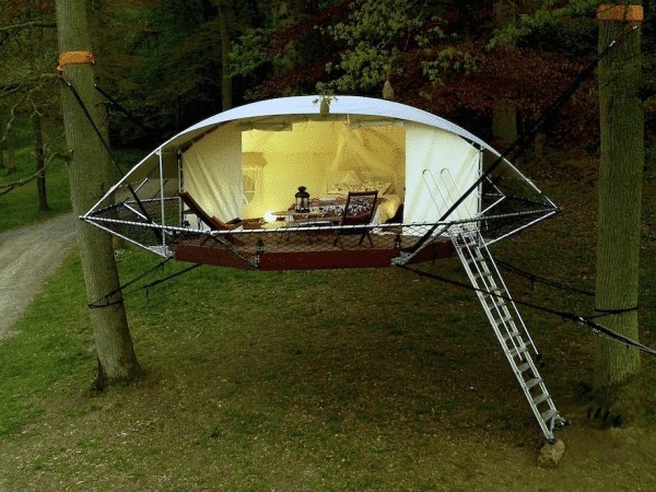 Dom’Up: подвесной дом-палатка