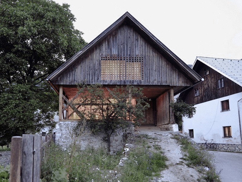 Стильный дом  в Словении: вторая жизнь альпийского сарая