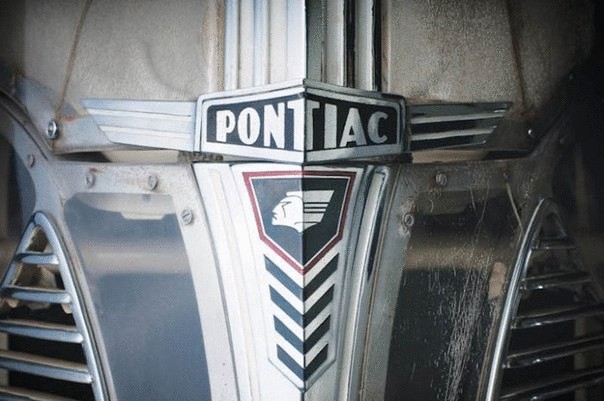 Прозрачный автомобиль-призрак Pontiac 1939 года