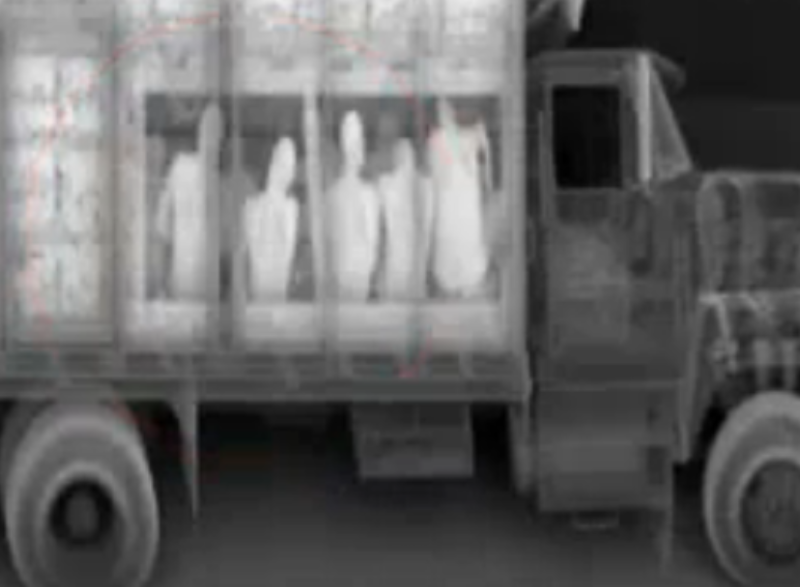 Полиция Нью-Йорка использует мобильные рентгеновские сканеры без ведома и согласия граждан