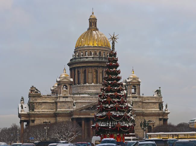 Новый год: куда поехать? Города России