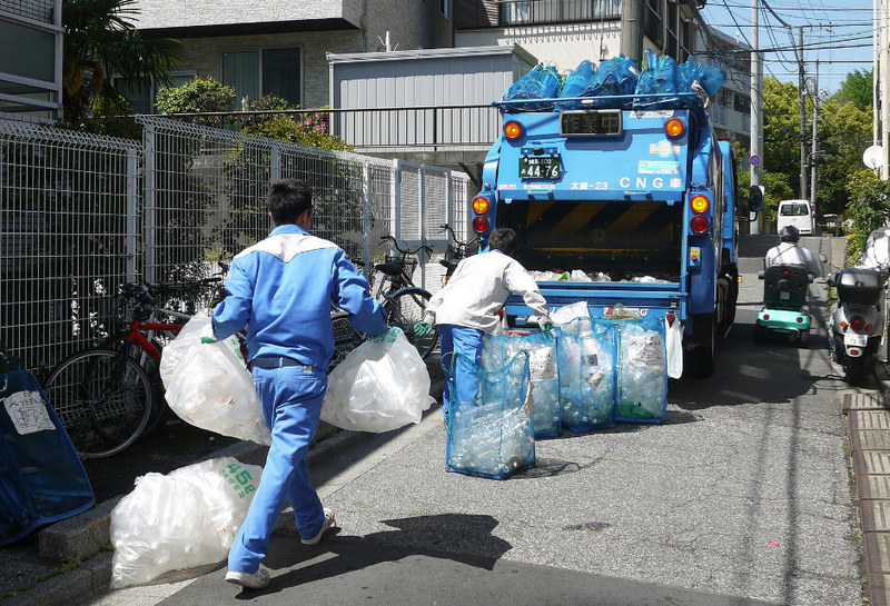 Как сортируют и перерабатывают мусор в Японии