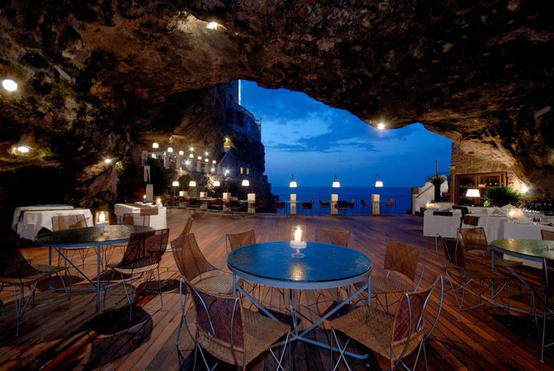 Гротта Палаццезе – живописный ресторан, расположенный внутри пещеры