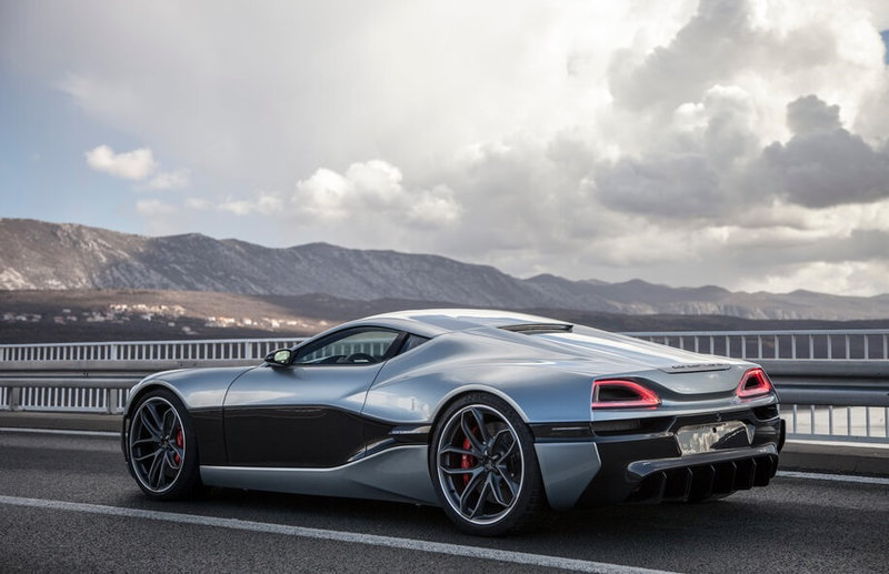  Серийный электрический суперкар Concept One  будет показан на автосалоне в Женеве