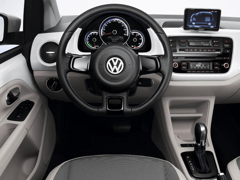 Электрокар Volkswagen e-up