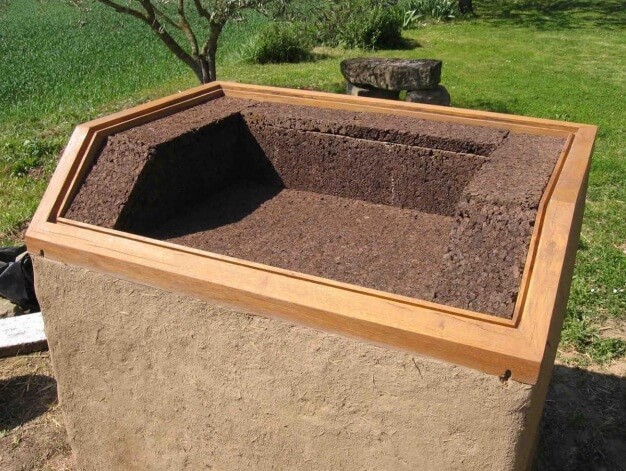 Как сделать стационарную солнечную печь из глины
