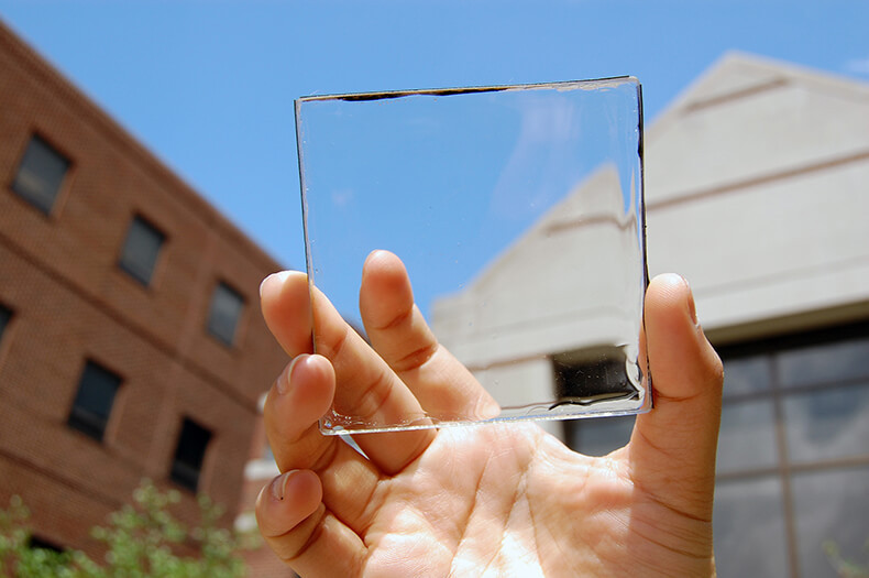 Ученые изобрели прозрачную солнечную панель
