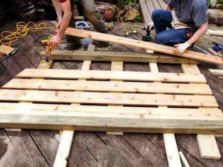 Как построить дровник на даче своими руками