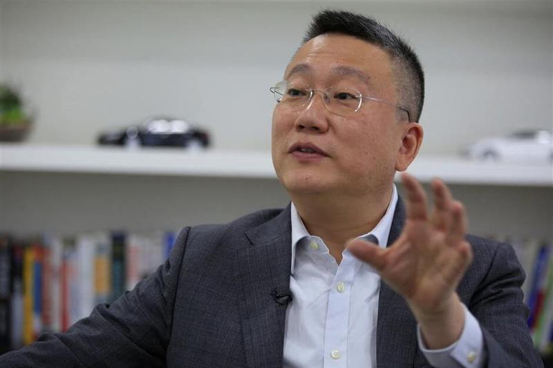 Бывший топ-менеджер Volvo создаст электрокар в Китае
