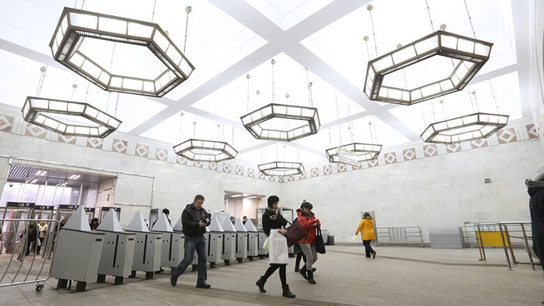 На 62 станциях метро Москвы появилось энергосберегающее освещение