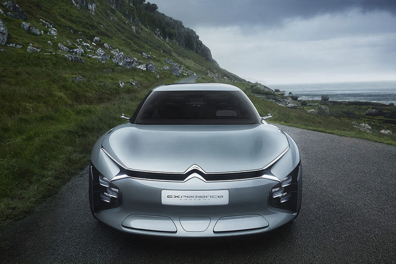 Citroën показала прототип 300-сильного гибрида