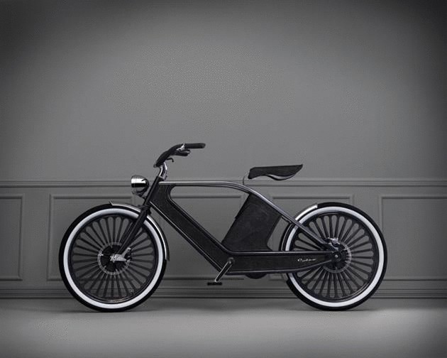 Винтажный электро-велосипед как произведение искусства
