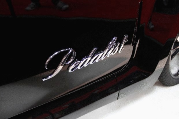 В Лас-Вегасе представлен трехколесный автомобиль Pedalist