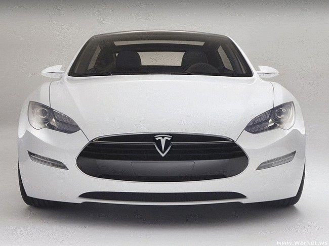 Беспилотные автомобили Tesla появятся на дорогах через 5-6 лет