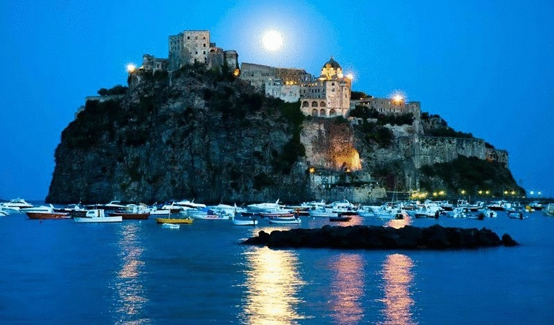 10 небольших и чудесных островов Италии
