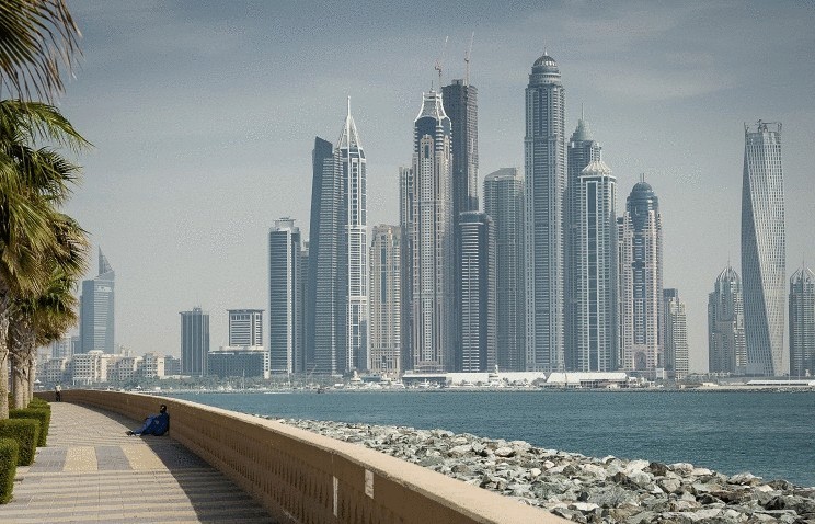 В ОАЭ спроектировали первый в мире беспилотник для тушения пожаров в небоскребах