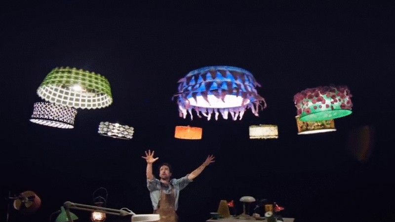 Захватывающий дух эксперимент с дронами знаменитого Цирка Дю Солей + видео