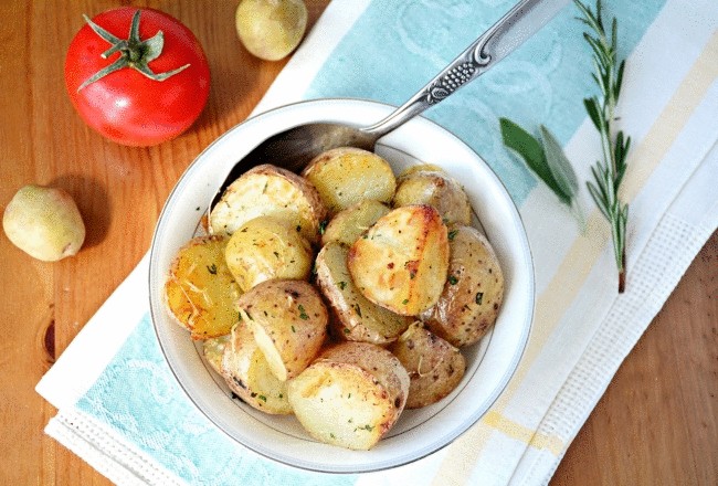 5 чудесных рецептов блюд из молодого картофеля