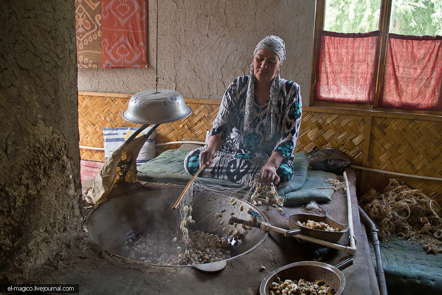 Как делают узбекский шёлк и ковры. Базары Ферганcкой области и Андижан